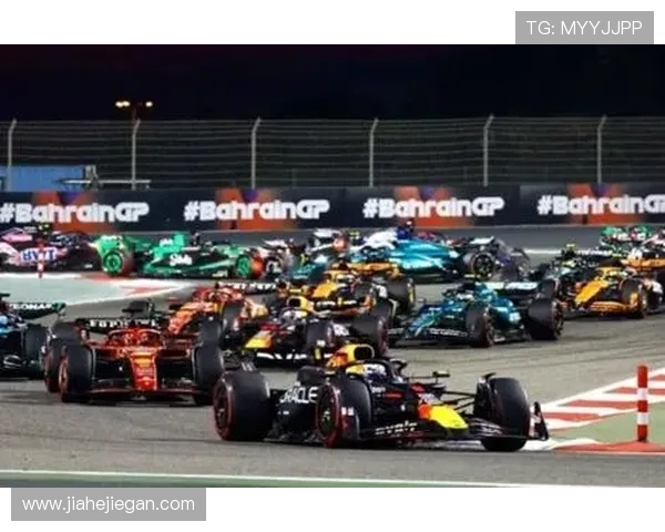 F1赛季最新动态：梅赛德斯与红牛争锋激烈 多支车队表现抢眼