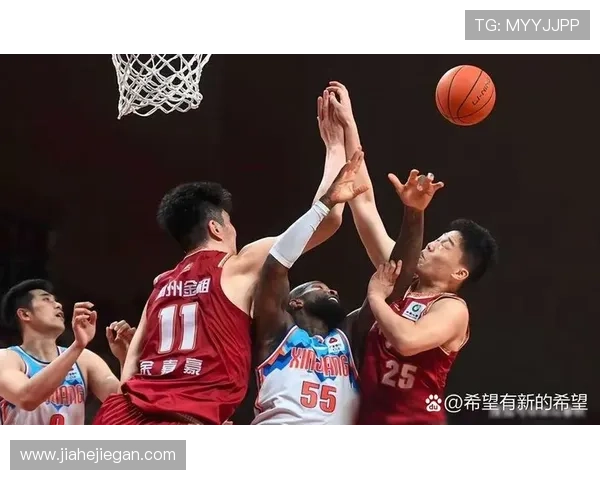 中国篮球超级联赛季后赛激战正酣 多支劲旅争夺冠军宝座