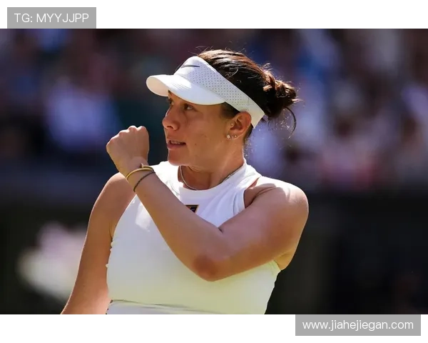 网球名将温网卫冕成功 打破纪录成为历史最佳之一