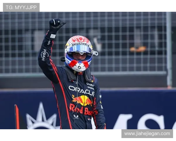 F1赛季冲刺阶段各车队实力对比及冠军争夺战分析