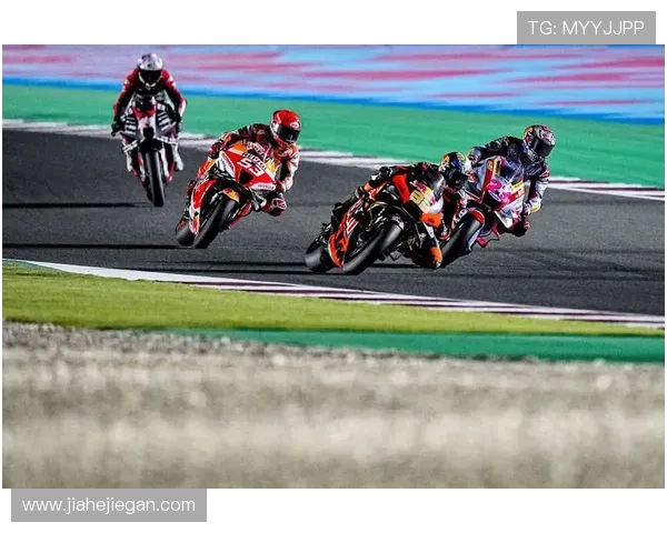 MotoGP赛季揭幕战精彩回顾 赛场新星崭露头角 引领未来挑战