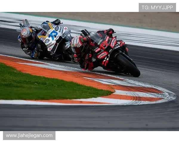 摩托车大奖赛最新动态：赛季精彩回顾与未来赛事展望