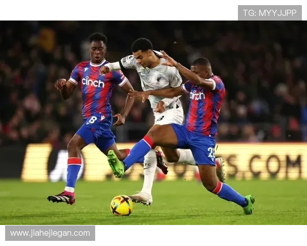 欧洲豪门鏖战激烈新星崛起引爆本轮足坛焦点巅峰对决终极大战瞬息万变 欧洲豪门鏖战激烈新星崛起引爆本轮足坛焦点巅峰对决终极大战瞬息万变